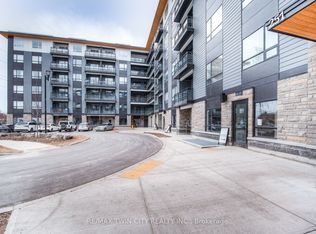 251 Northfield Dr E #314, Waterloo, ON N2K 0G9