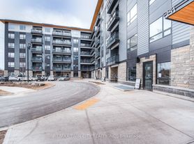 251 Northfield Dr E, Waterloo, ON
