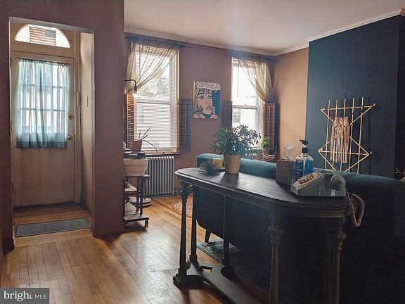 3rd image of 4515 Saint Davids St