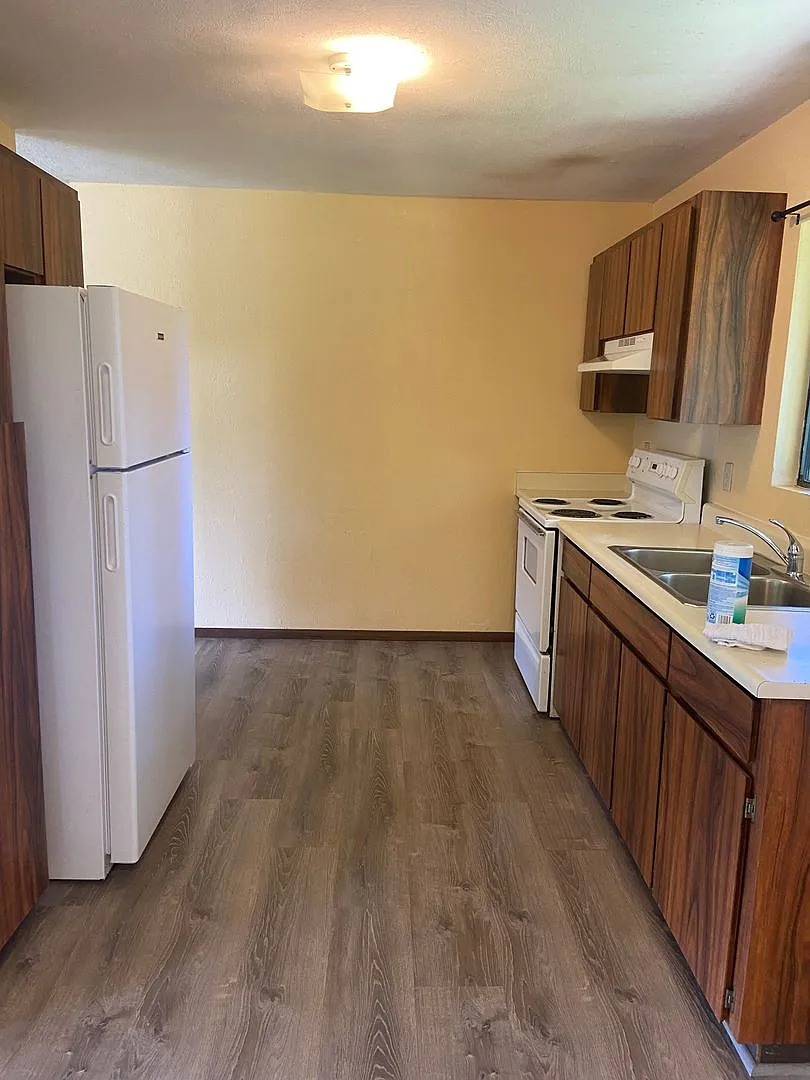 Conveniently Located 3BR/2BA Home in Hilo — Photo 4