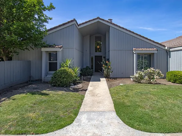 1808 Cougar Ln #1, Clovis, CA 93611