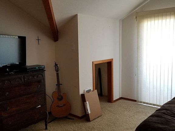 4th image of 795 Santa Ysabel Ave APT D