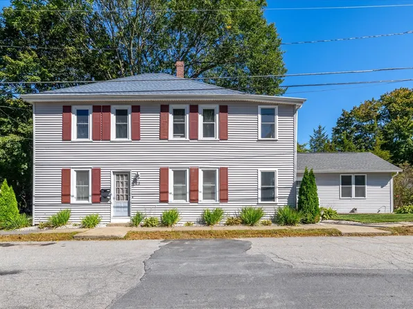 23 Carter St, Hudson, MA 01749