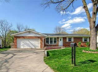 3907 William Dr, Saint Charles, MO 63304