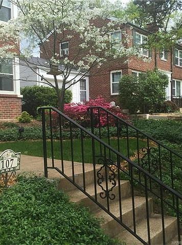 1st image of 107 Hollywood Ln