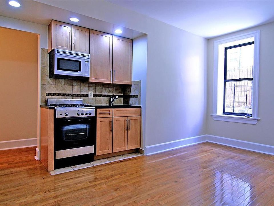 1st image of 267 Edgecombe Ave APT 1I