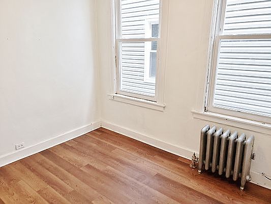 4th image of 58-53 44th Ave #1CC