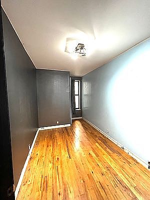 3rd image of 220 W 149th St APT 22