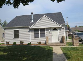 125 S James St, Kimberly, WI 54136