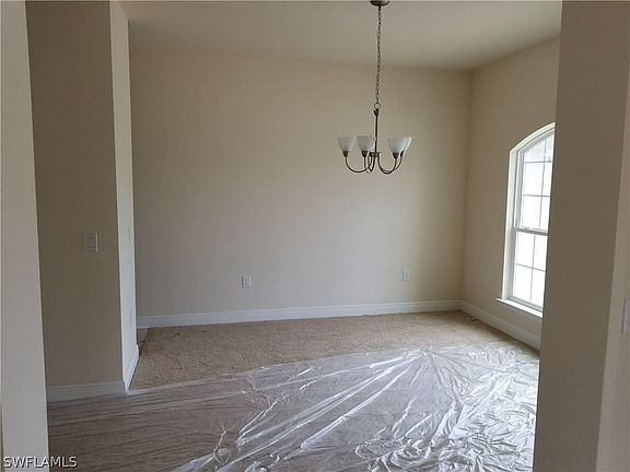 4th image of 4213 NE 21st Place Cpe