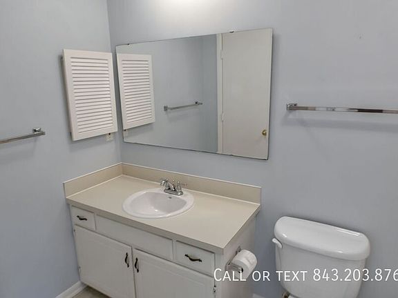 4th image of 1140 Hidden Cove Dr APT J