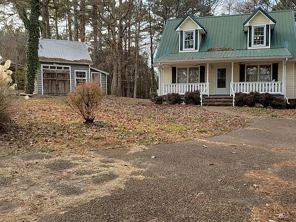 Front house w/ out building1