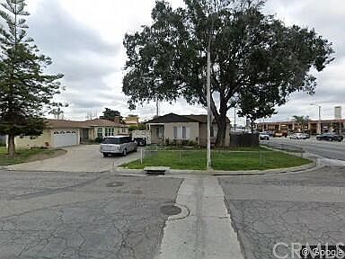 1st image of 7844 Morrill Ave