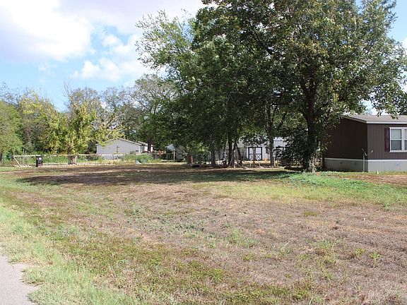 5th image of 3415 River Rd