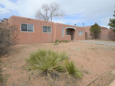 3313 James Ave, Santa Fe, NM, 87507