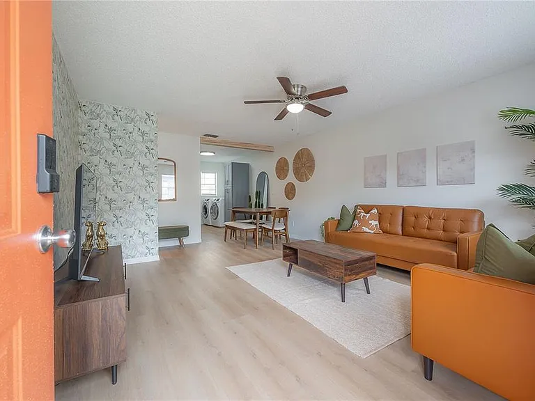 6908 S Macdill Ave #A — Photo 2