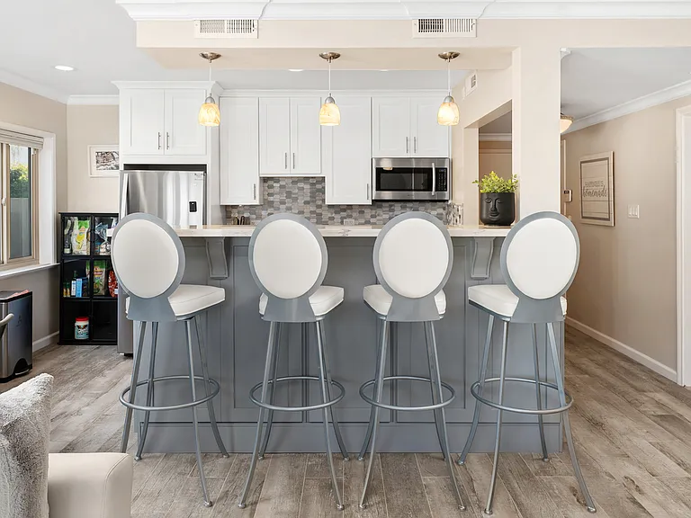 220 Coast Blvd #D — Photo 23