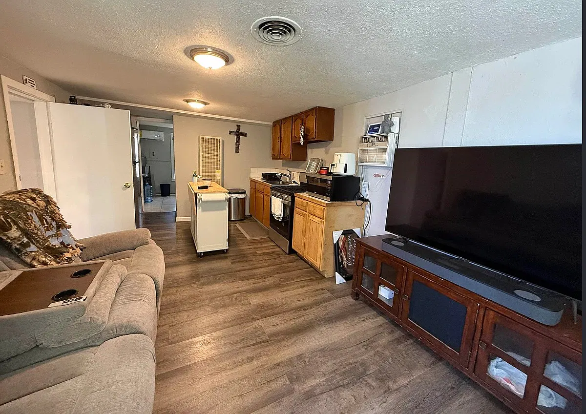 1 bed, 662 sqft, $700 — Photo 2
