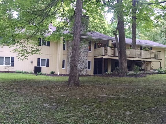 3rd image of 5590 Einor Ave