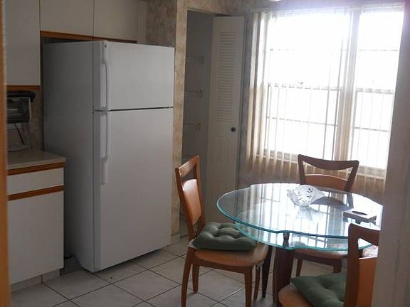 5th image of 701 SW 128th Ave APT F306
