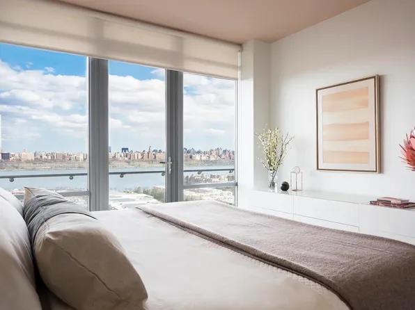 320 Adolphus Avenue image 7 of 27