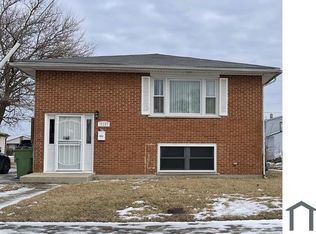 15237 6th Ave, Phoenix, IL 60426