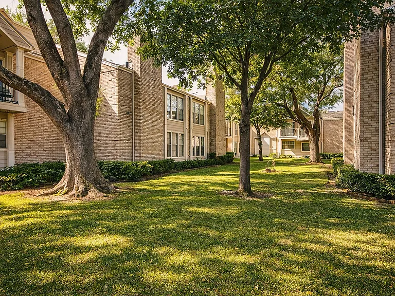 5881 Preston View Blvd #216 — Photo 44
