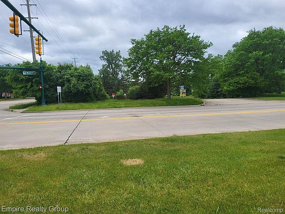 3rd image of 7125 N Lilley Rd