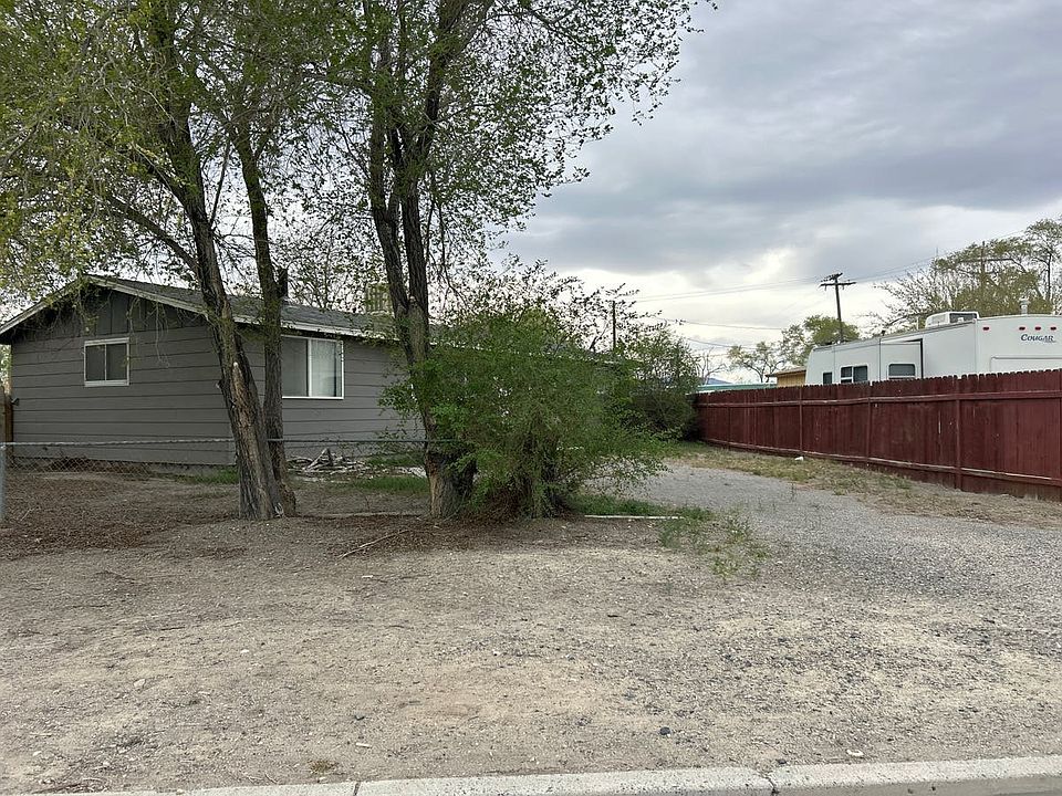 1st image of 775 Grinnel Ave