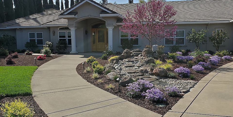 1st image of 8792 Country Creek Dr