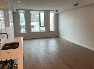 2888 Cambie St #2XX, Vancouver, BC V5Z0H3