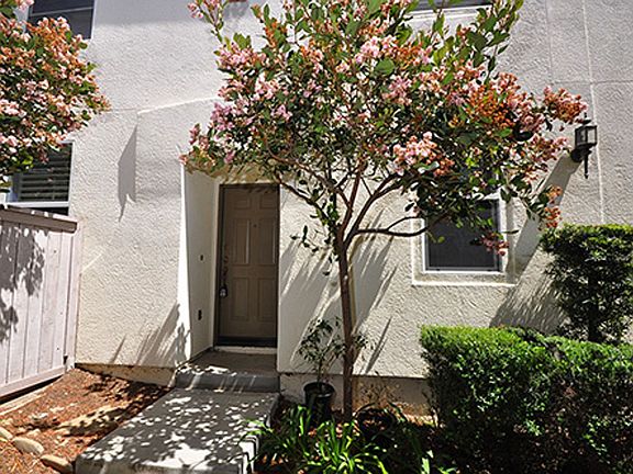 2nd image of 208 Aurora Ave