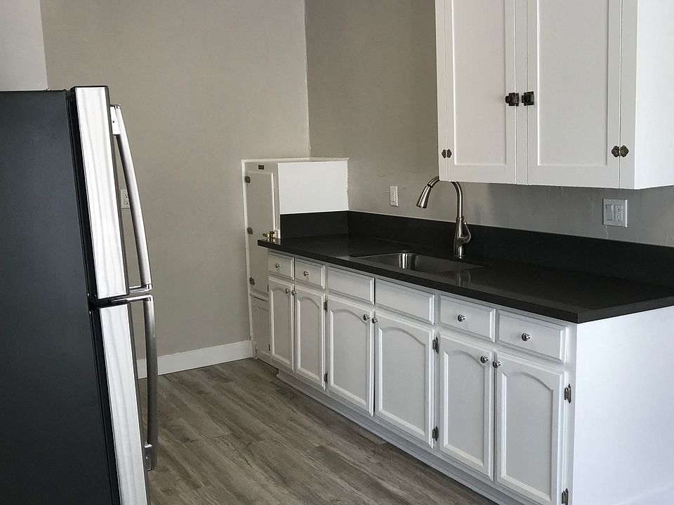1st image of 1314 Sutherland St #204