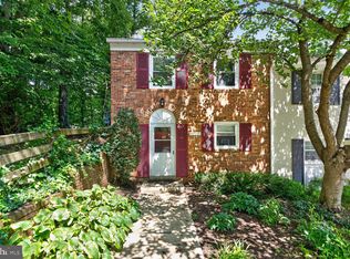7740 Tiverton Dr, Springfield, VA 22152