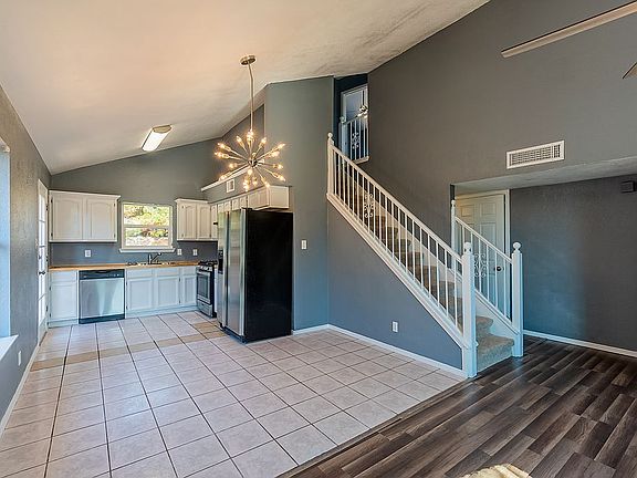 4th image of 3275 Sal Berroteran Dr