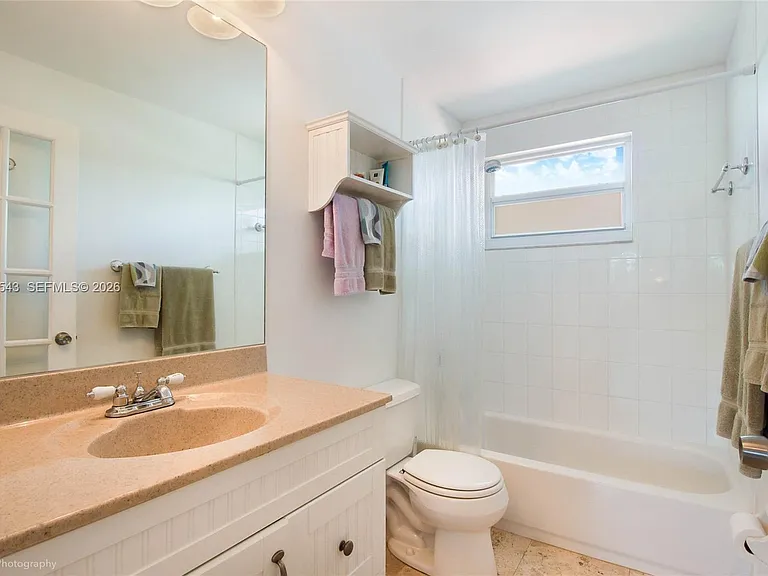 1612 Jefferson Ave #Penthouse 03 — Photo 11