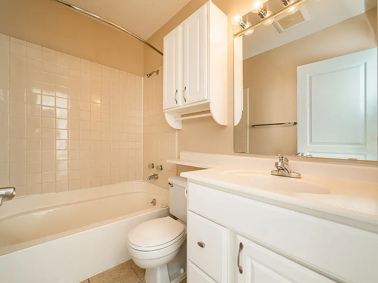 Chesterwood Apartments — Photo 7