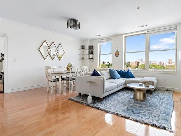 323 Boylston St Unit 602, Brookline, MA 02445