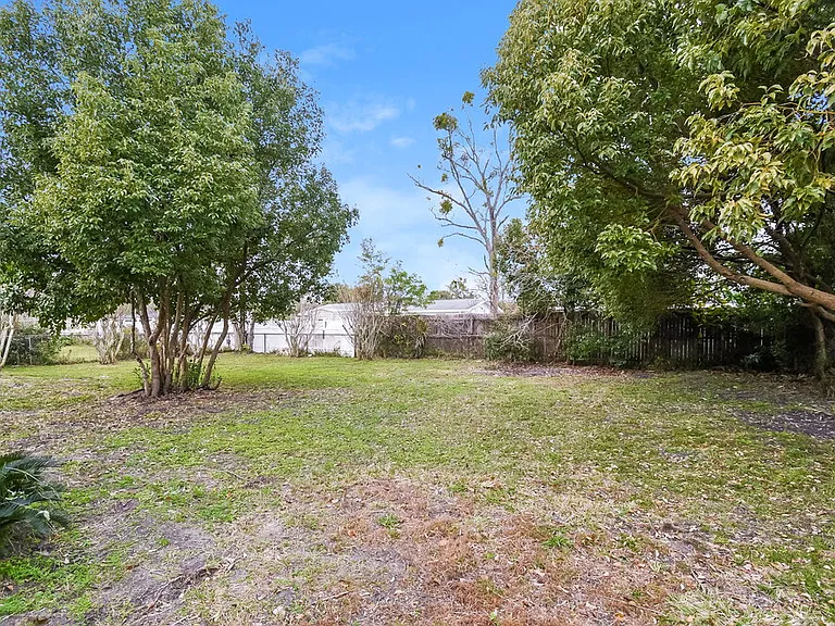 4415 Argentine Dr N — Photo 15