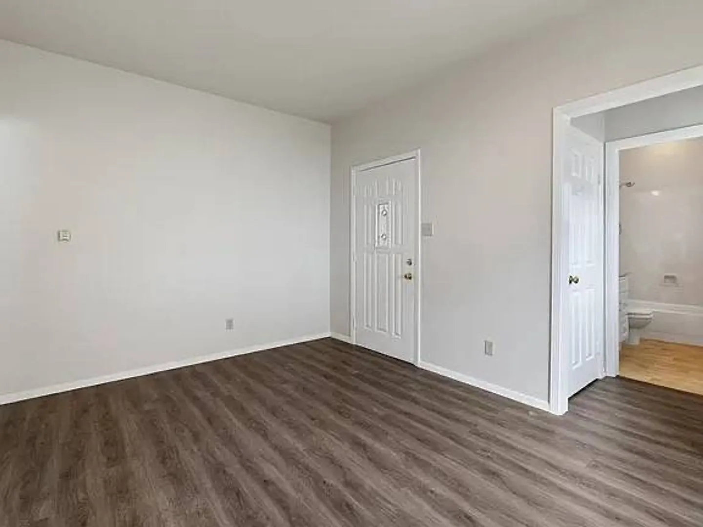 1619 Fairview Street — Photo 4