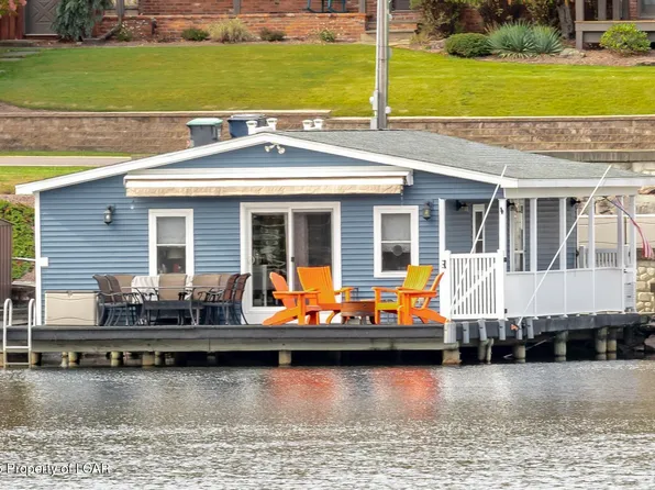 1258 Lakeside Dr, Harveys Lake, PA 18618