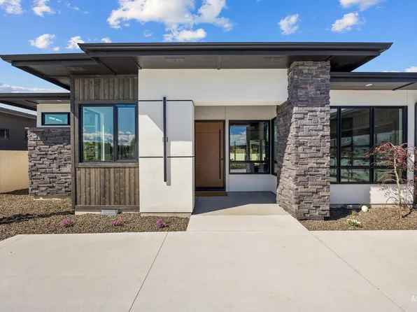 591 N Pembina Pl, Eagle, ID 83616