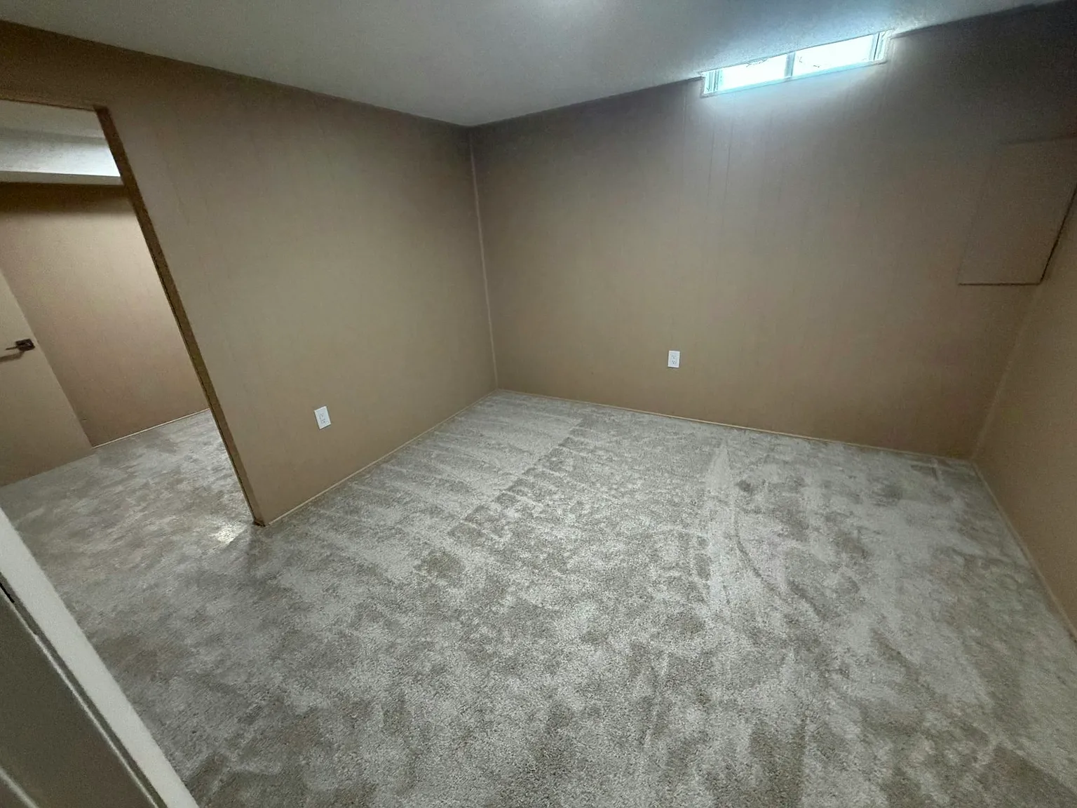 1402 Morgantown — Photo 2