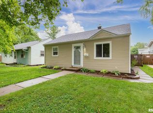 2049 35th St, Rock Island, IL