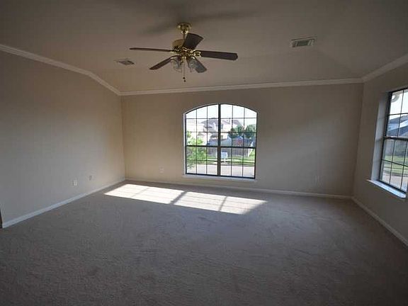 5th image of 3231 Antelope Hills Dr