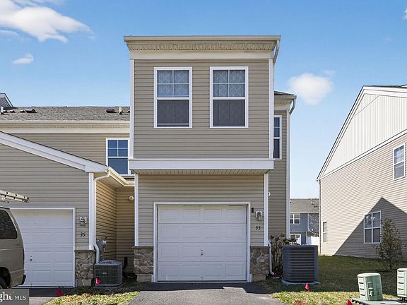 2nd image of 33 Rowand Way E