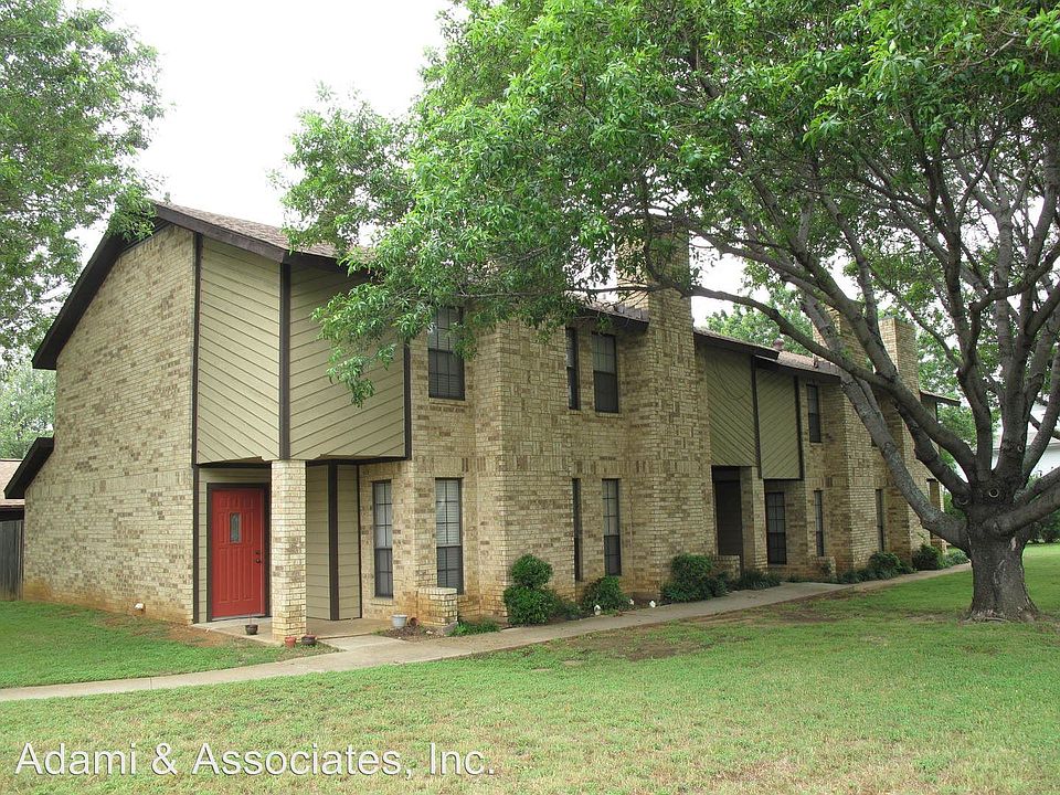 1st image of 900 Kilkenny Ct APT B