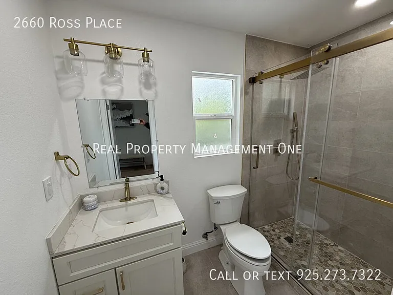 2660 Ross Pl — Photo 6