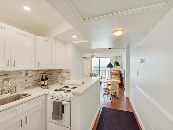 3rd image of 1575 Ocean Shore Blvd #D040
