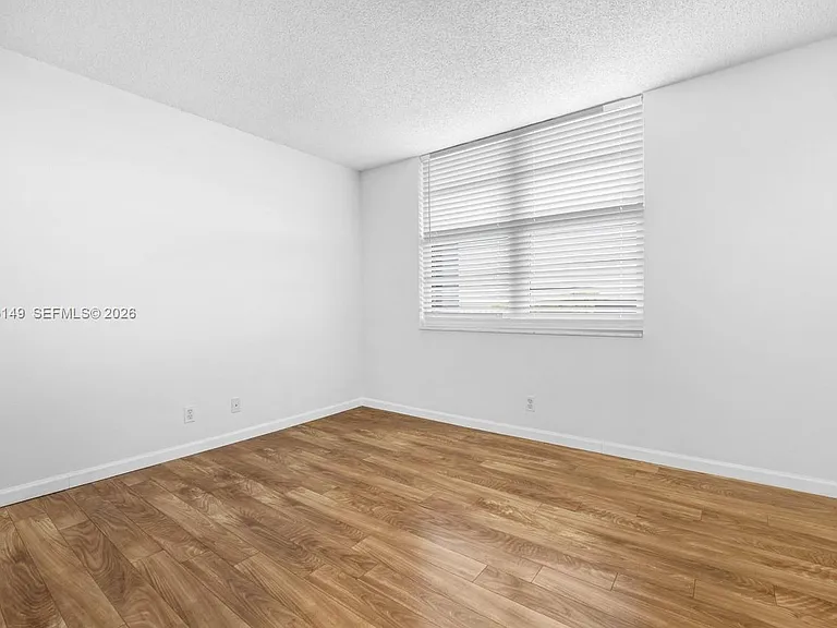 250 Jacaranda Dr #508 — Photo 14